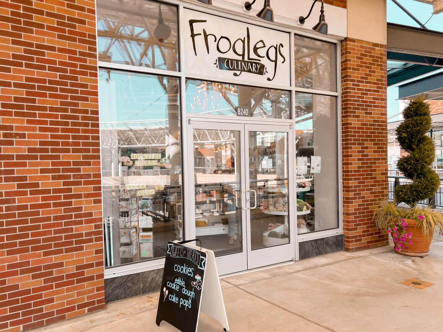 Froglegs cooking school offers summer camps for kids