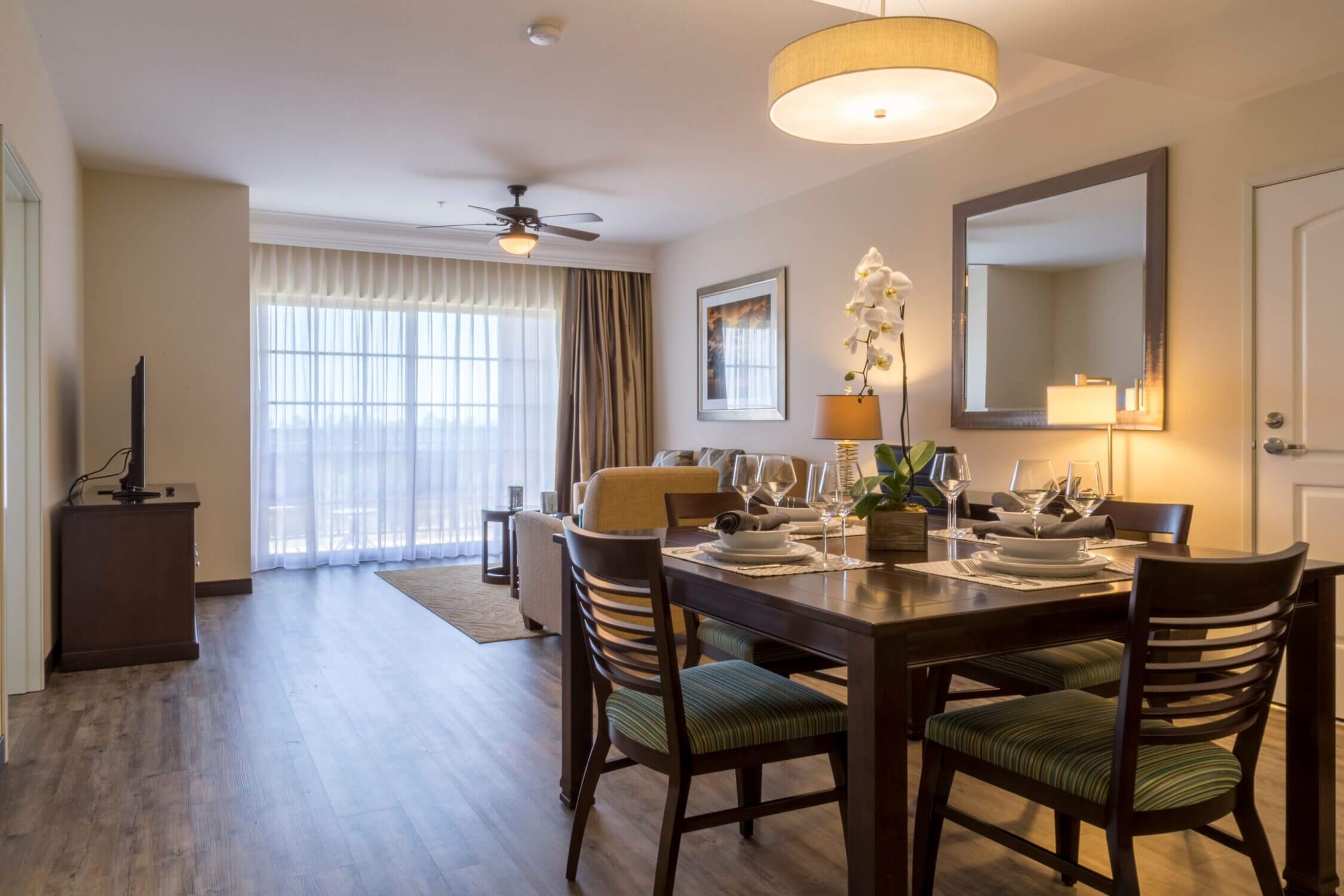 MarBrisa Carlsbad Resort offers a spacious Family Condo, featuring 1 bedroom and a full kitchen, with an impressive 775 sq ft of living space. Perfect for families and a prime location near LEGOLAND California and Carlsbad’s beaches makes it an ideal choice for a relaxing and convenient family vacation.